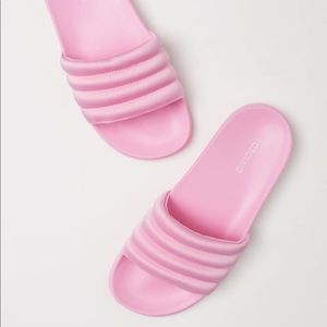 H&M Pink Slides
